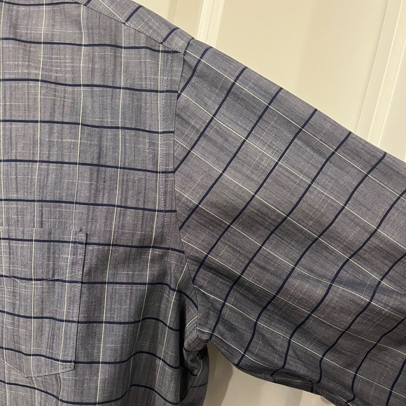 UNTUCKit men’s button-down shirt - Picture 3 of 5